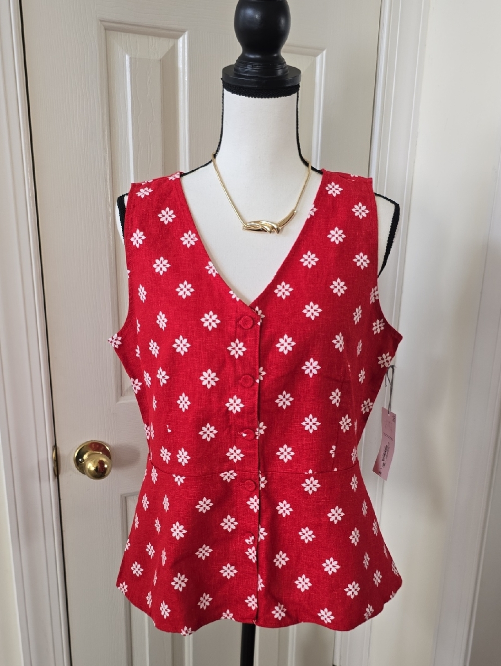 LIZ CLAIBORNE WOMEN'S SLEEVELESS RED & WHITE FLORAL SUMMER TANK TOP SIZE MEDIUM
